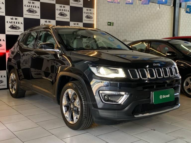 JEEP - COMPASS - 2017/2018 - Preta - R$ 99.900,00