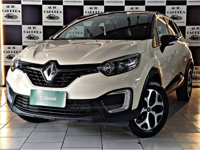 RENAULT - CAPTUR - 2020/2021 - Bege - R$ 79.900,00