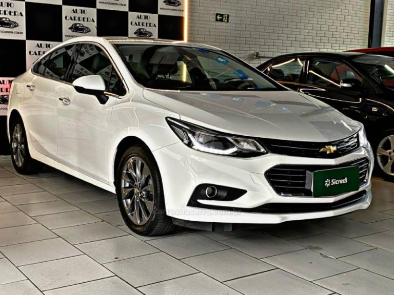 CHEVROLET - CRUZE - 2017/2018 - Branca - R$ 88.900,00