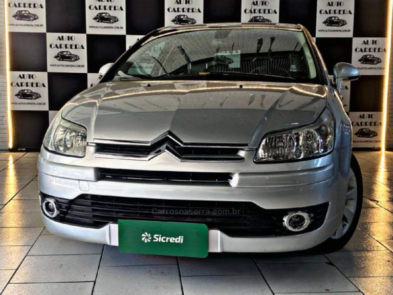 CITROËN - C4 - 2009/2010 - Prata - R$ 27.900,00