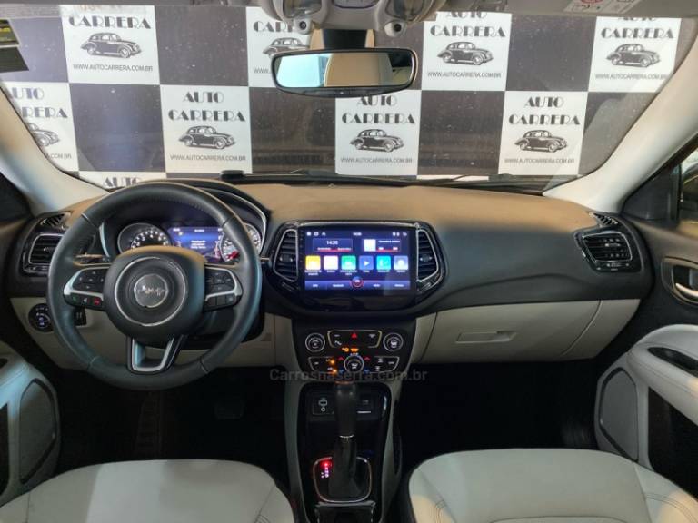 JEEP - COMPASS - 2017/2018 - Preta - R$ 99.900,00