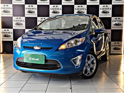 FORD - FIESTA - 2012/2013 - Azul - R$ 41.900,00