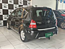 NISSAN - LIVINA - 2014/2014 - Preta - R$ 39.900,00