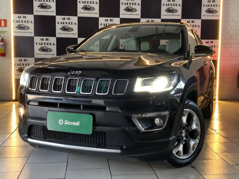 JEEP - COMPASS - 2017/2018 - Preta - R$ 99.900,00