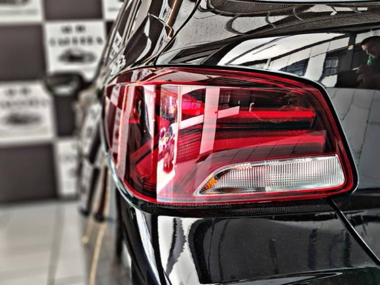 CHEVROLET - ONIX - 2020/2020 - Preta - R$ 59.900,00